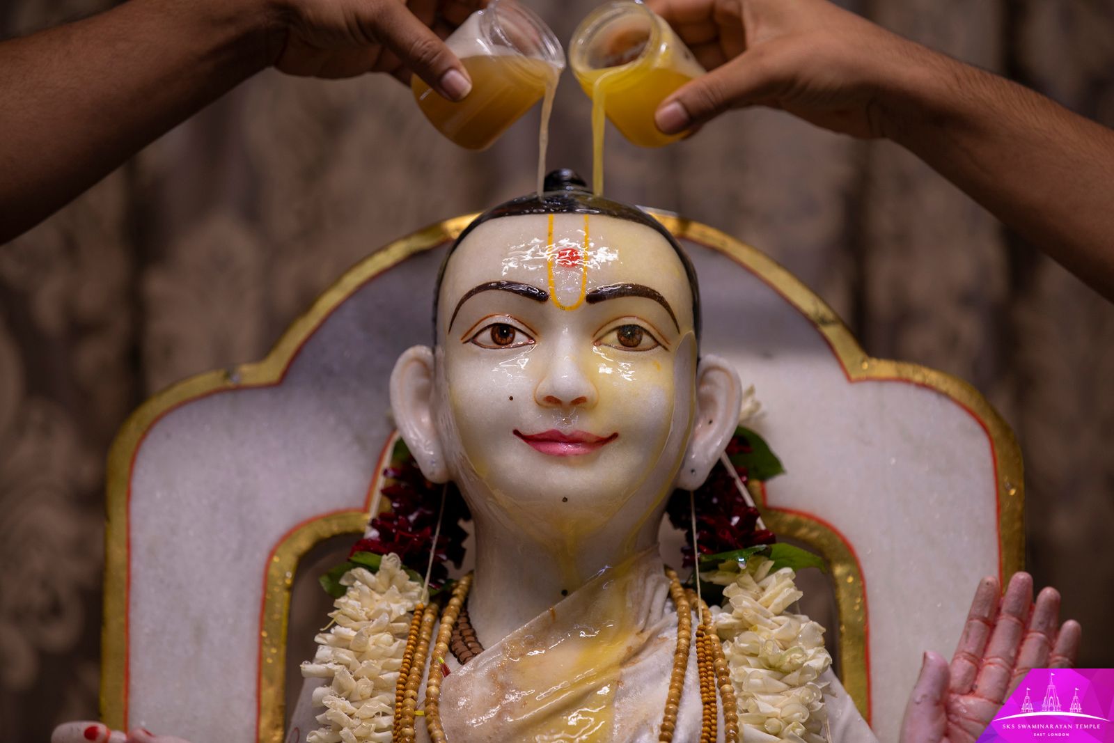 ©1987-2017 SKS Swaminarayan Temple East London